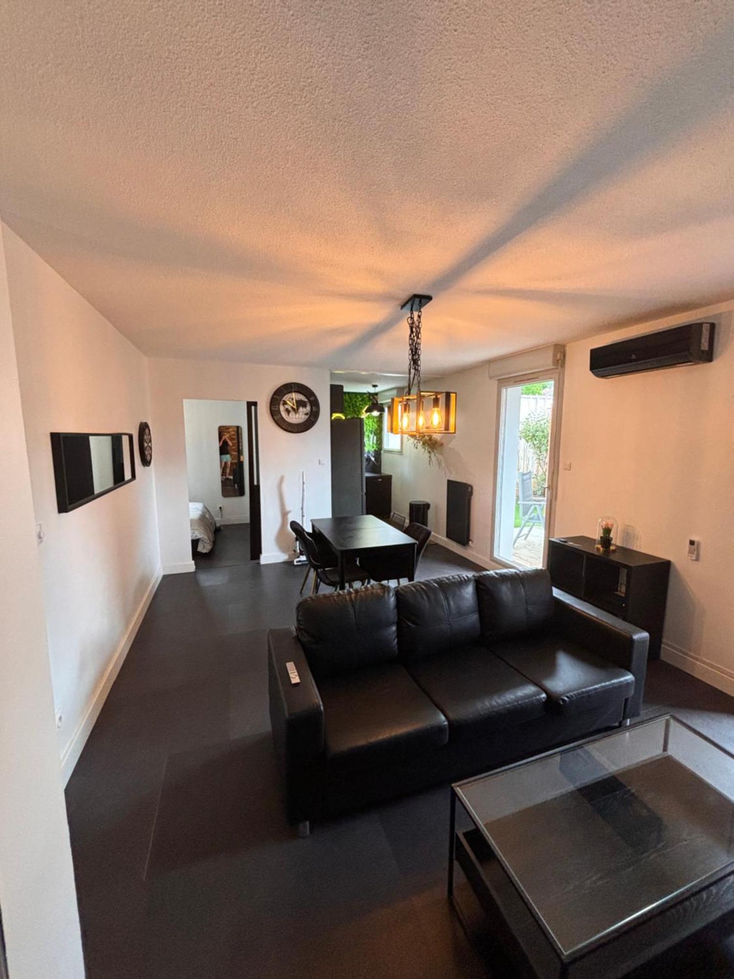 Charmant Appartement Тулуза Екстериор снимка