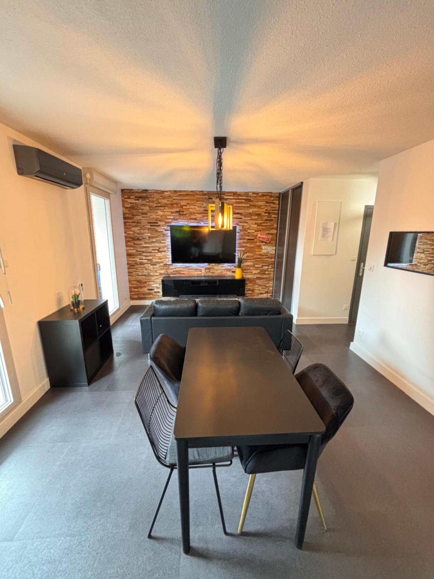 Charmant Appartement Тулуза Екстериор снимка
